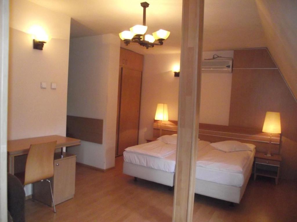 Villa Carmelita Craiova Kamer foto