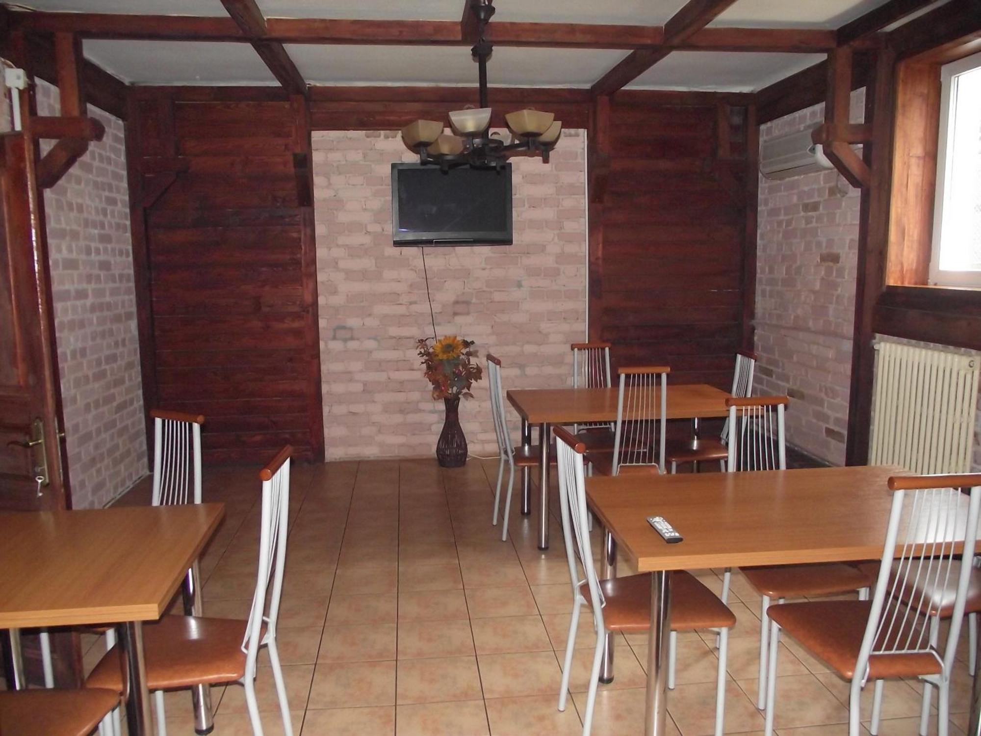 Villa Carmelita Craiova Buitenkant foto